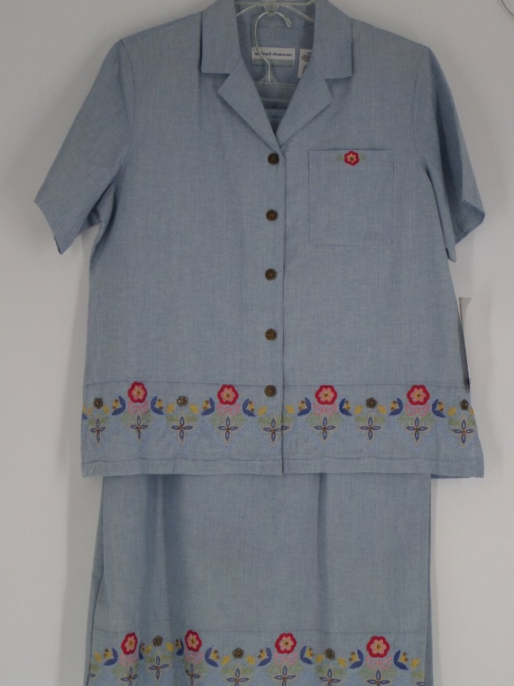 Alfred Dunner Skirt Set Skirt SZ 10P Top Size 12P Light Blue Color NWT